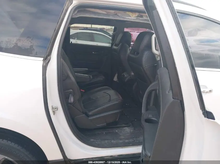 2017 CHEVROLET TRAVERSE 2LT