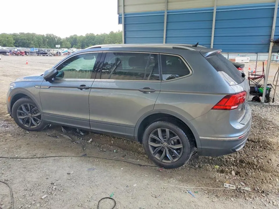 2023 VOLKSWAGEN TIGUAN SE  