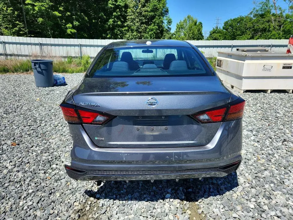 2019 NISSAN ALTIMA S  