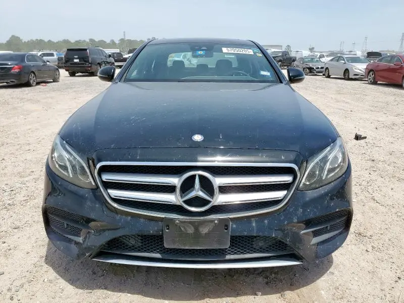 2017 MERCEDES-BENZ E 300  