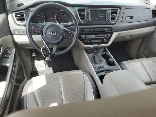 2017 KIA SEDONA LX  