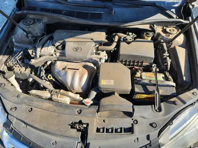 2016 TOYOTA CAMRY LE  