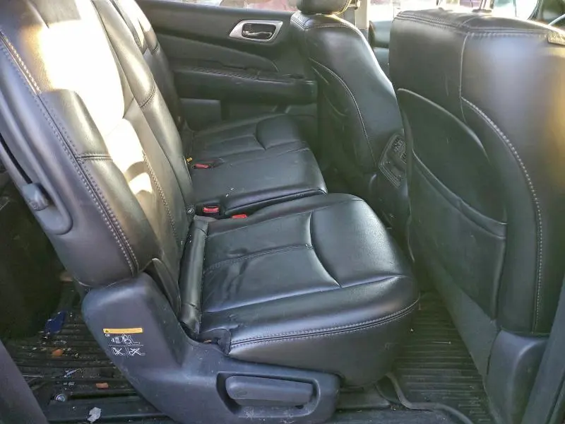 2014 NISSAN PATHFINDER S  