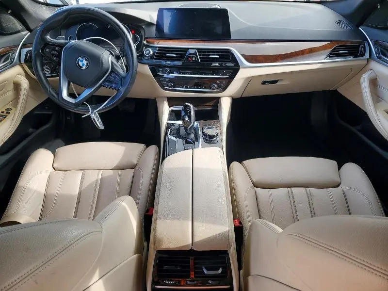 2019 BMW 530 I  