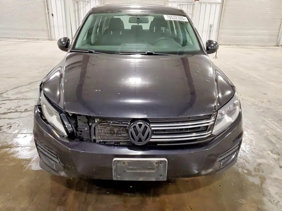2012 VOLKSWAGEN TIGUAN S  