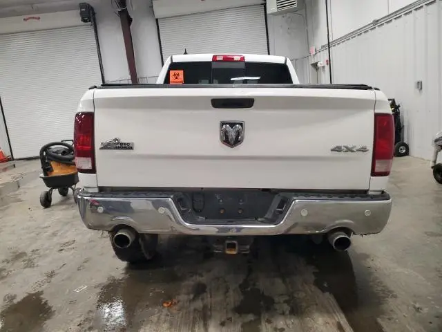 2016 RAM 1500 SLT  