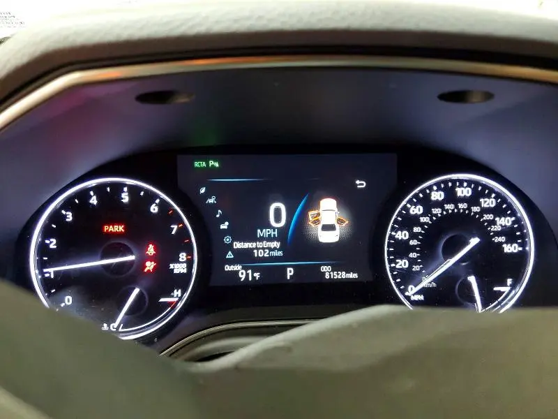 2019 TOYOTA AVALON LIMITED  