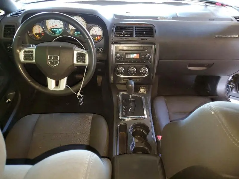 2013 DODGE CHALLENGER SXT  