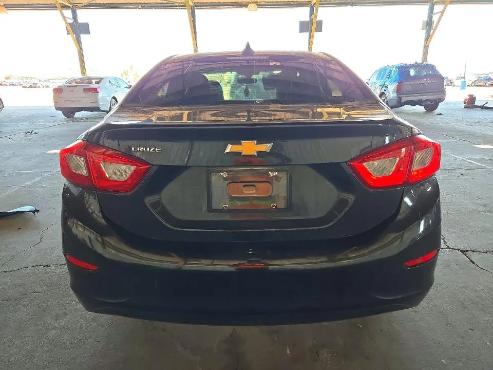 2018 CHEVROLET CRUZE LS  