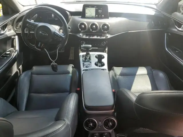 2018 KIA STINGER GT1  