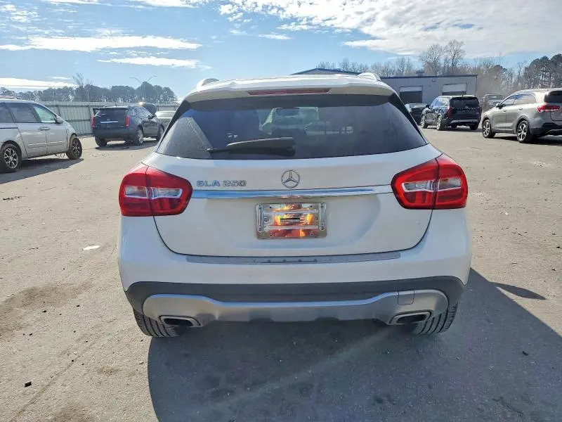 2019 MERCEDES-BENZ GLA 250  