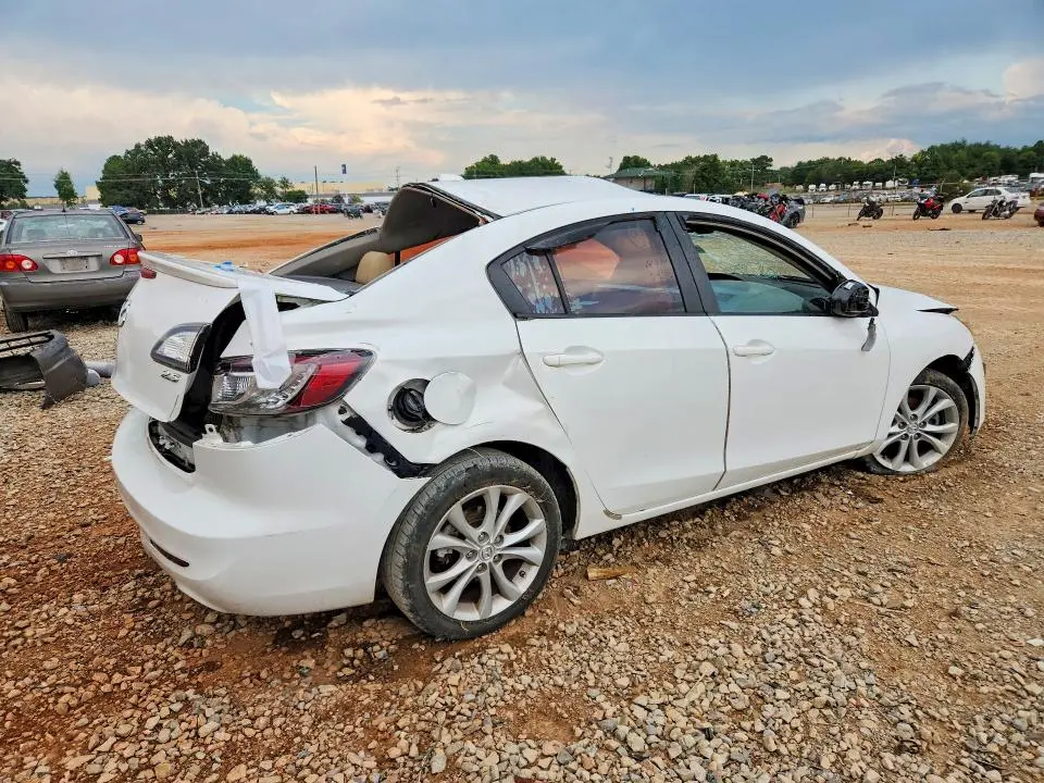 2010 MAZDA 3 S  