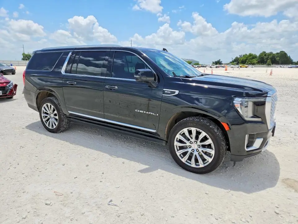 2022 GMC YUKON XL DENALI  