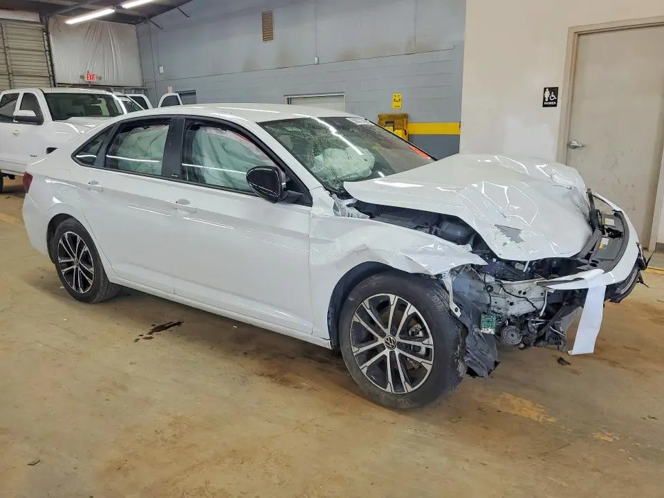 2025 VOLKSWAGEN JETTA SPORT  