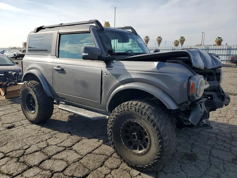 2021 FORD BRONCO BASE  