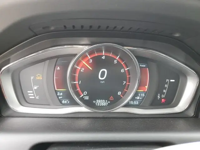 2015 VOLVO XC60 T5 PREMIER  