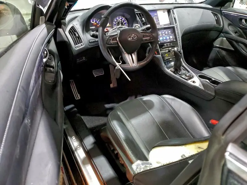 2018 INFINITI Q60 RED SPORT 400  