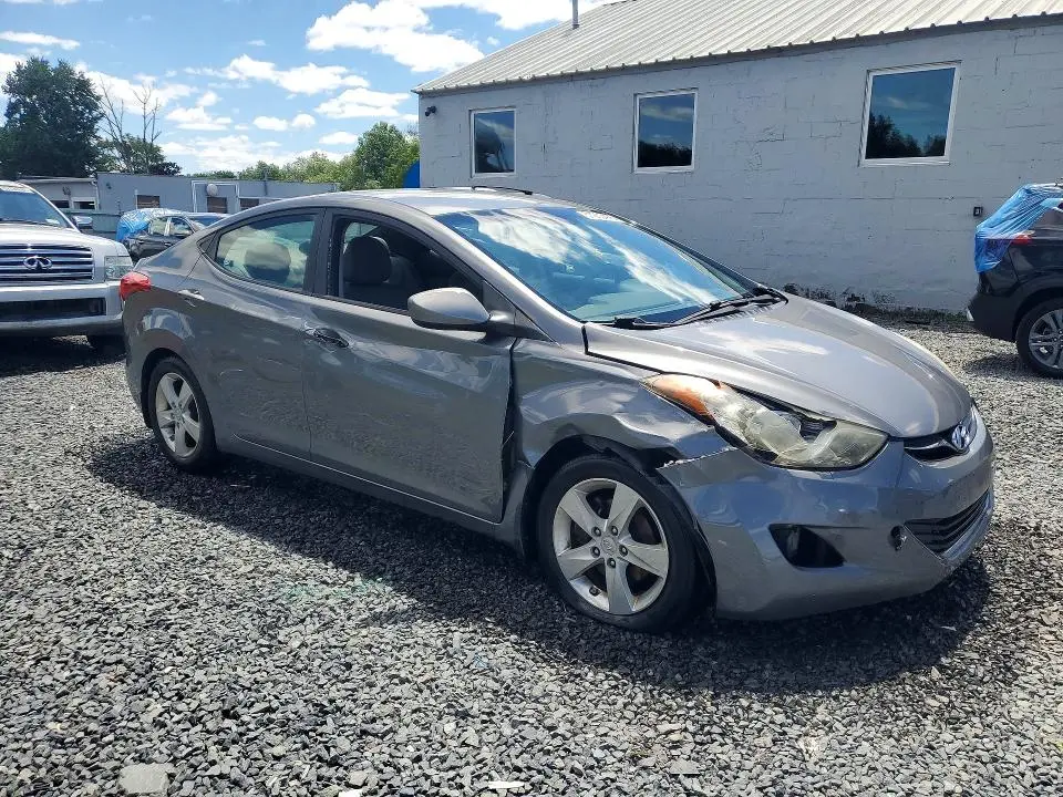 2012 HYUNDAI ELANTRA GLS  