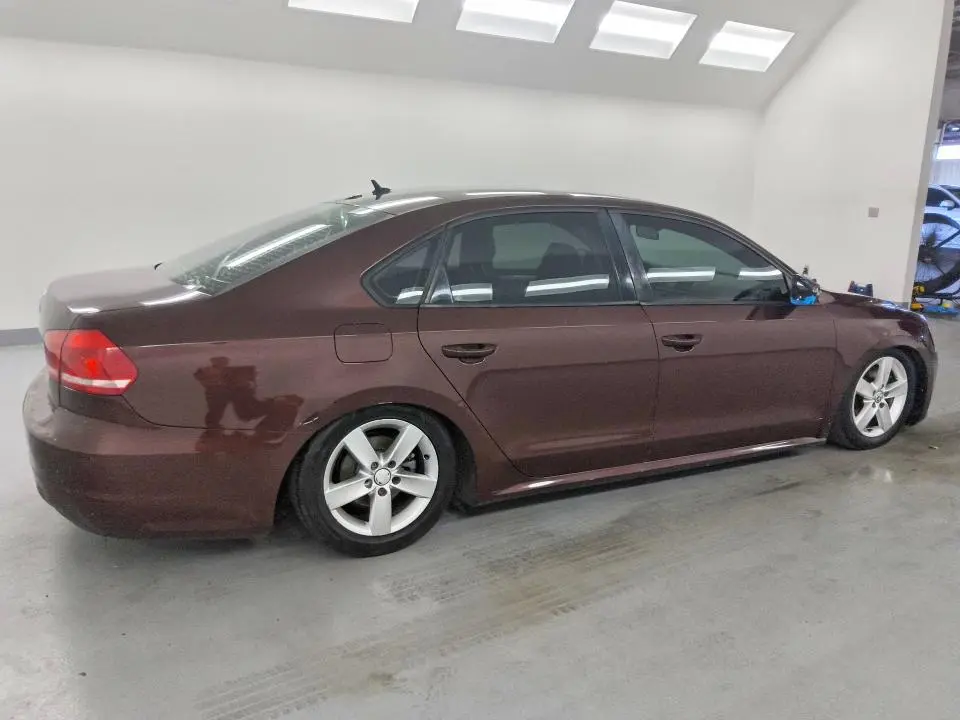 2013 VOLKSWAGEN PASSAT S  
