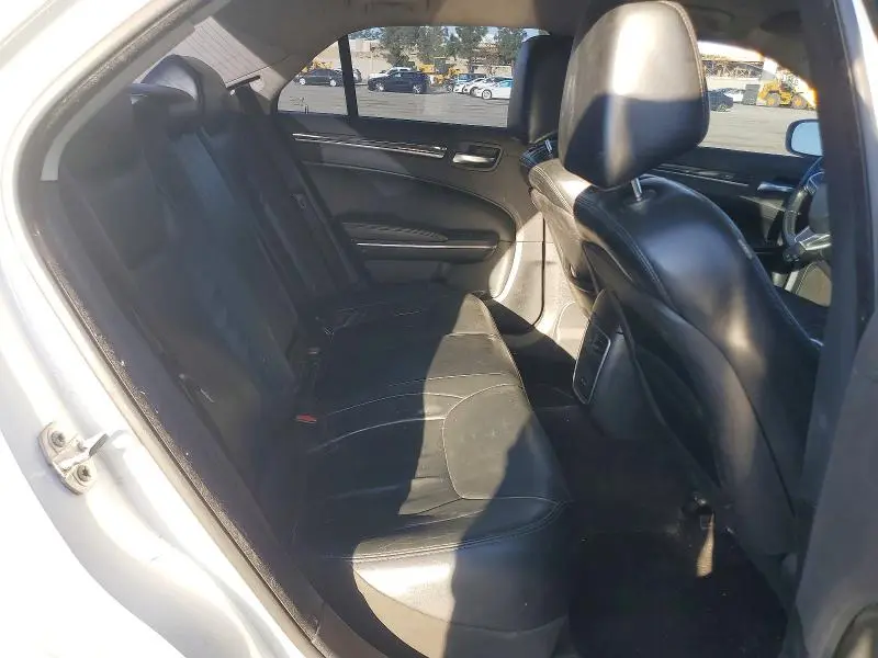 2015 CHRYSLER 300 LIMITED  