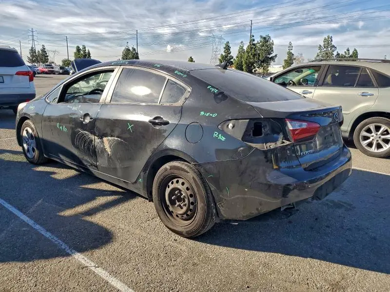 2015 KIA FORTE LX  