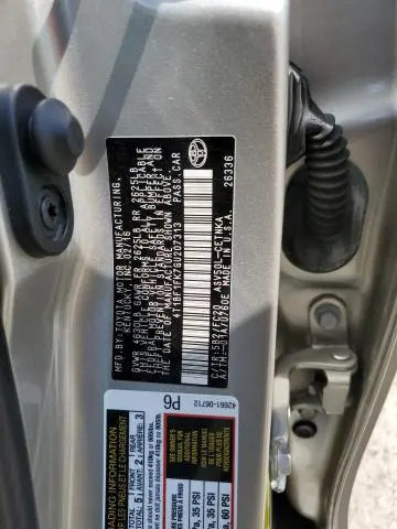 2016 TOYOTA CAMRY LE  