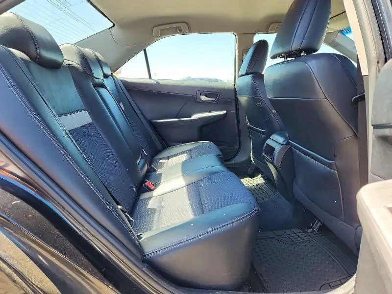 2012 TOYOTA CAMRY SE  