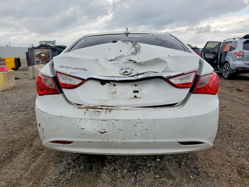 2013 HYUNDAI SONATA GLS  