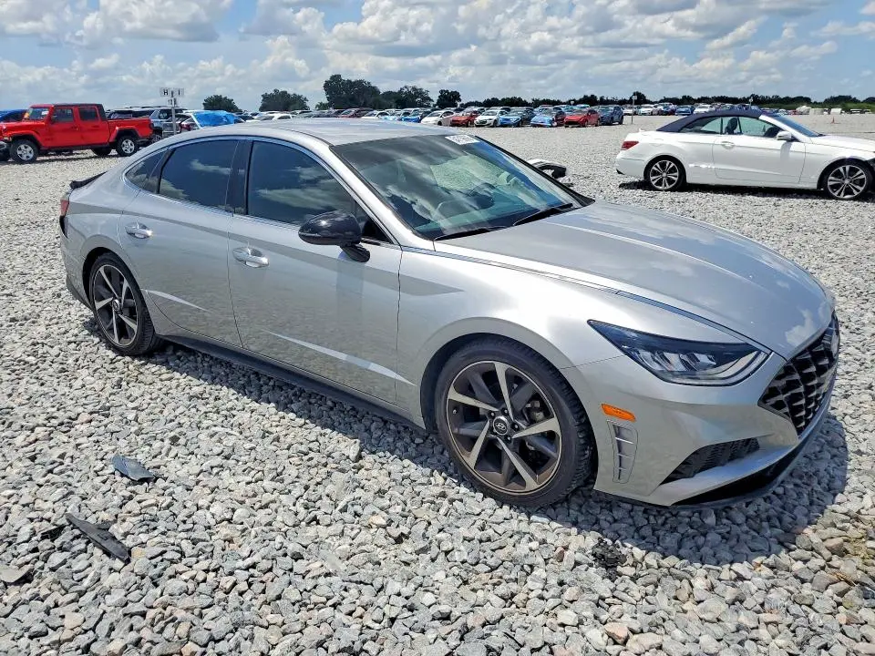 2021 HYUNDAI SONATA SEL PLUS  