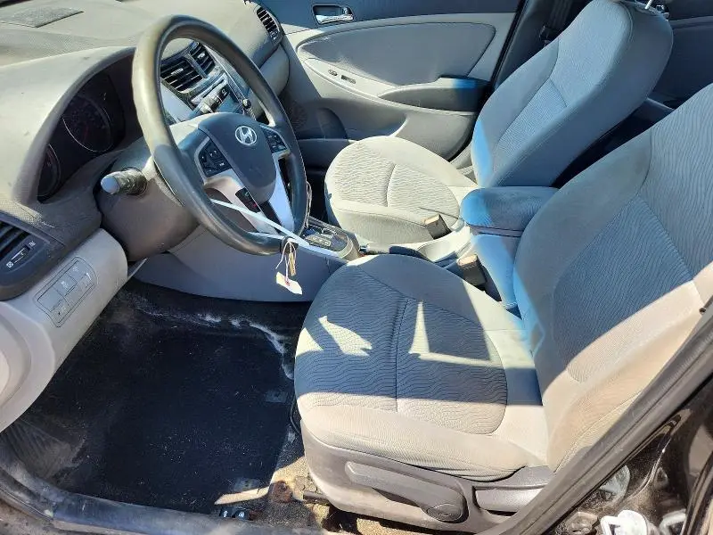 2013 HYUNDAI ACCENT GLS  