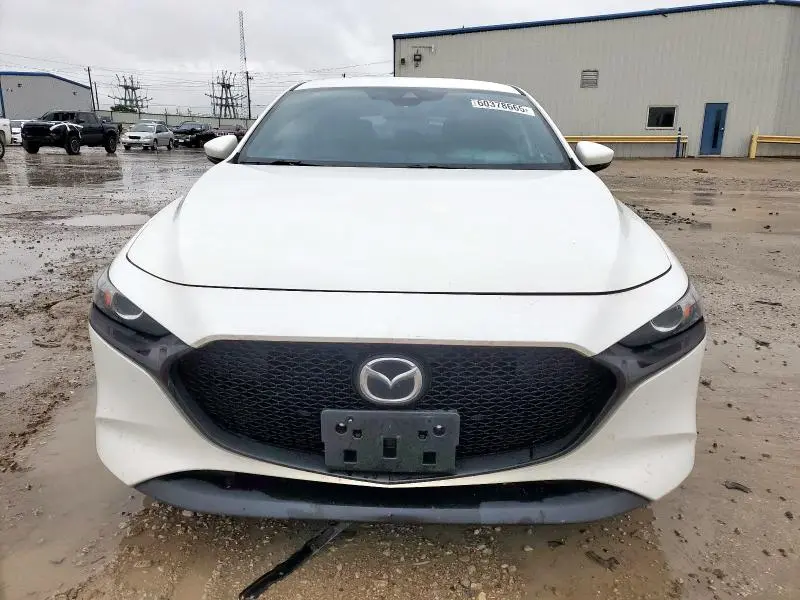 2019 MAZDA 3   