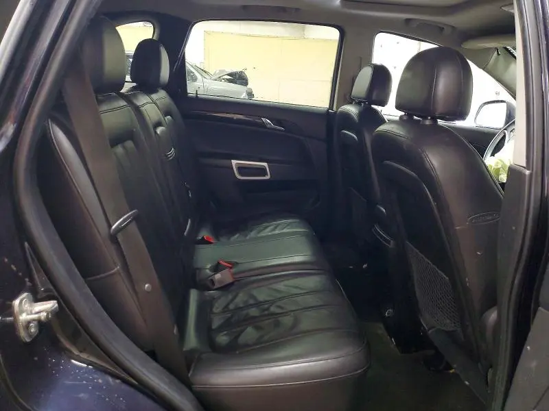 2014 CHEVROLET CAPTIVA LT  