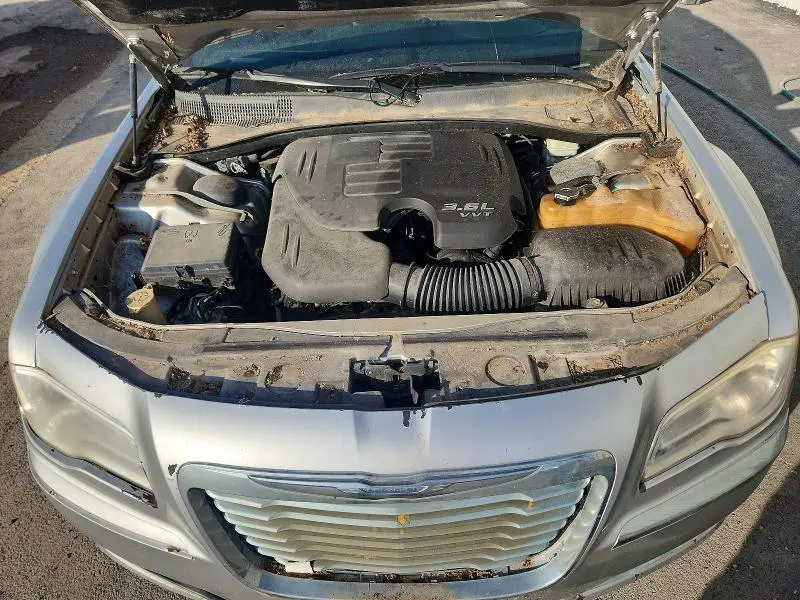 2012 CHRYSLER 300 LIMITED  