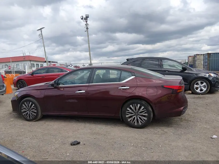 2023 NISSAN ALTIMA SV FWD