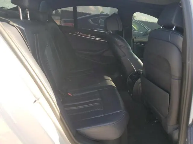 2018 BMW 530 XI  