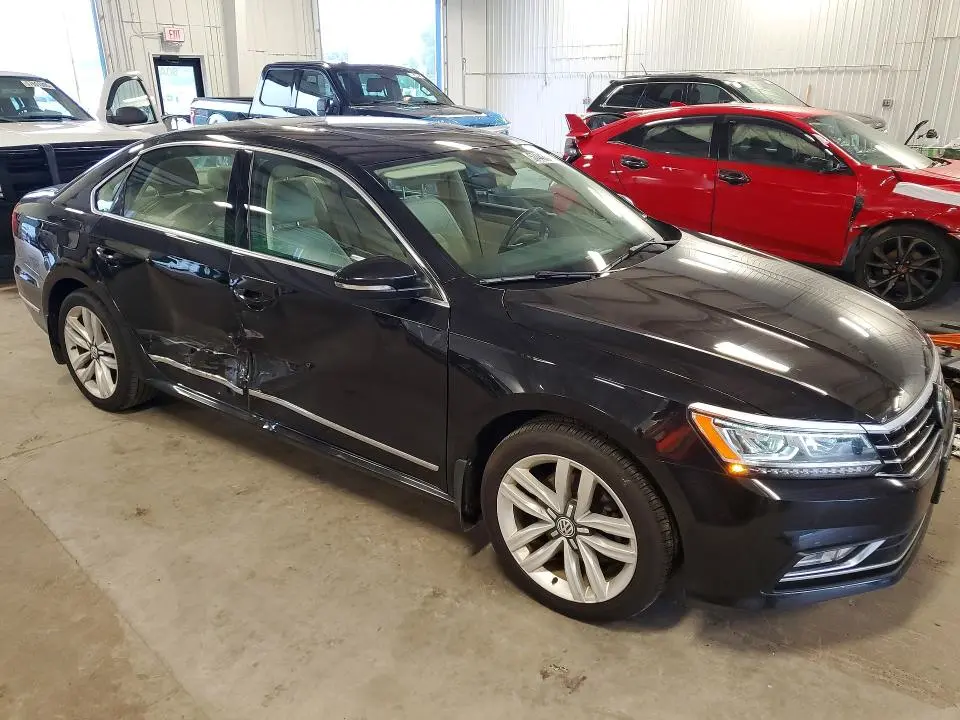 2017 VOLKSWAGEN PASSAT SEL PREMIUM  