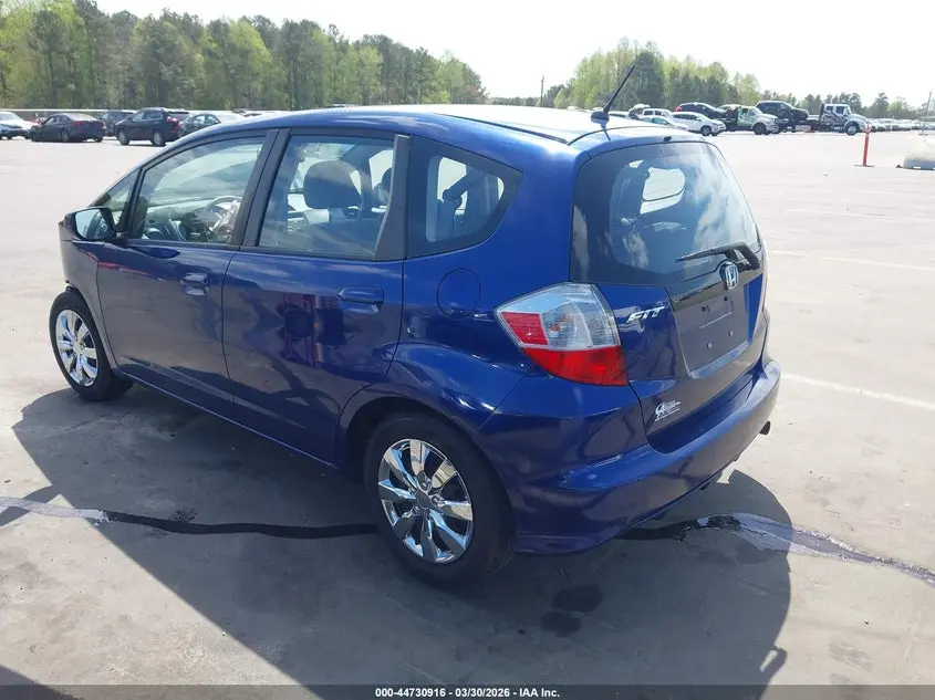 2013 HONDA FIT  