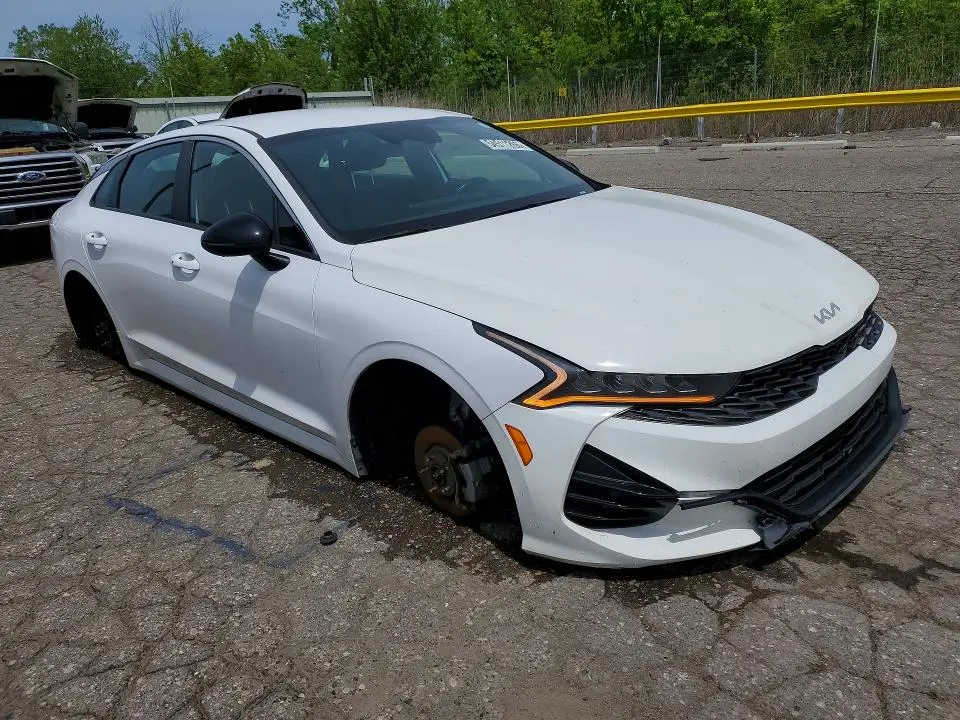 2022 KIA K5 GT LINE  