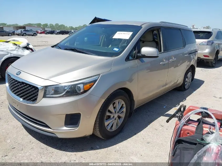2016 KIA SEDONA LX