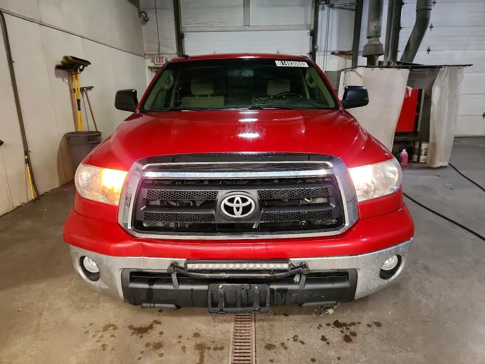 2013 TOYOTA TUNDRA CREWMAX SR5  