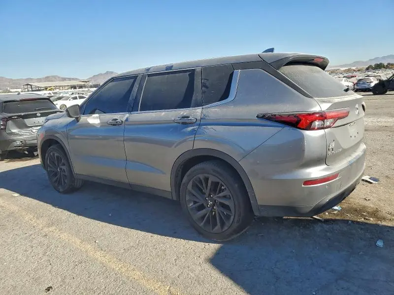 2022 MITSUBISHI OUTLANDER SE  