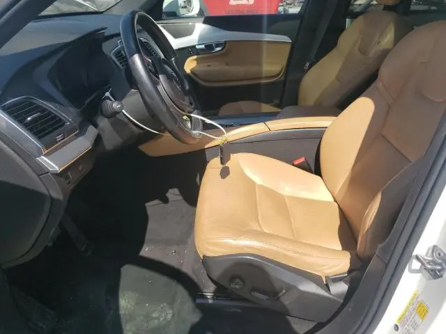 2018 VOLVO XC90 T6