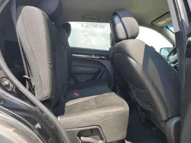 2015 KIA SORENTO LX  