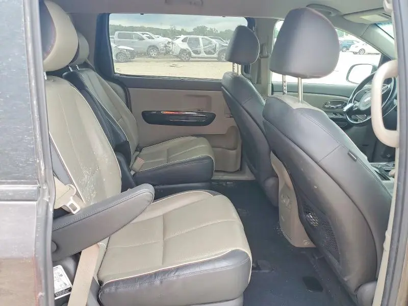 2016 KIA SEDONA SX  