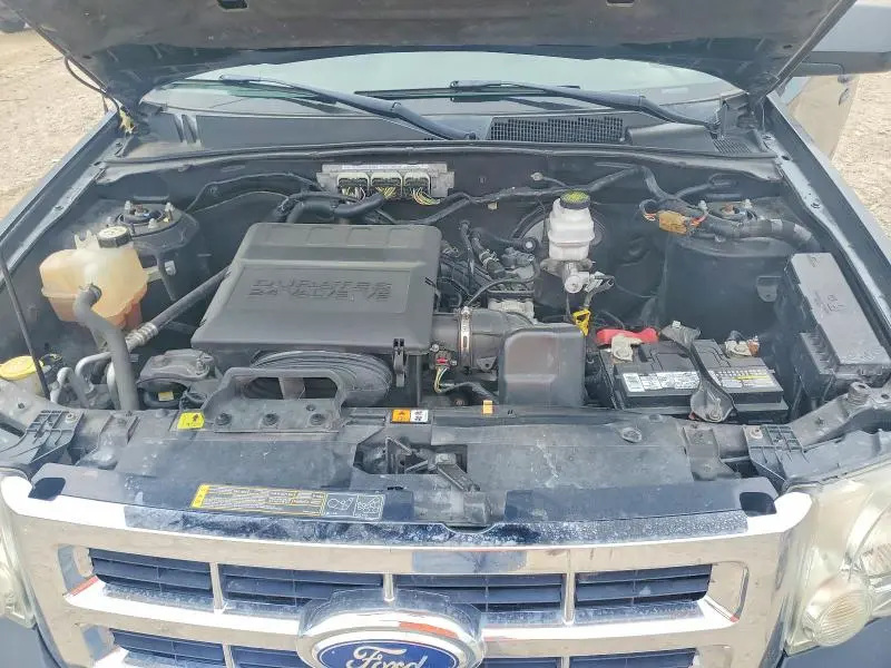 2011 FORD ESCAPE LIMITED  