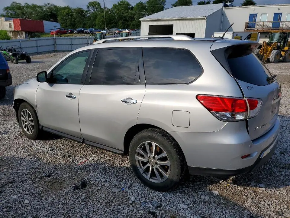 2016 NISSAN PATHFINDER SV  