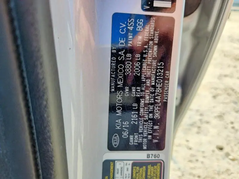 2017 KIA FORTE LX  