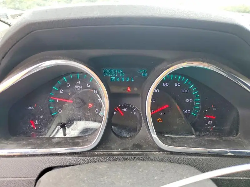 2011 CHEVROLET TRAVERSE LT  