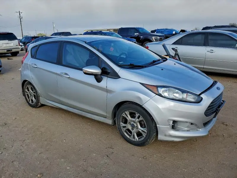 2016 FORD FIESTA SE  