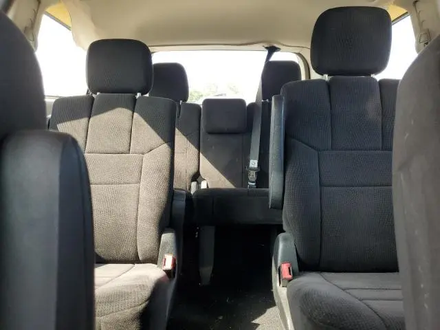 2014 DODGE GRAND CARAVAN SE  